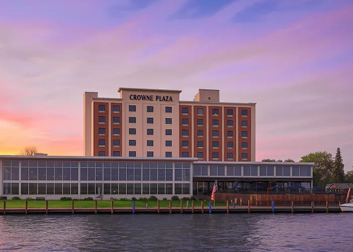 Crowne Plaza Niagara Falls Ny - Riverside By Ihg